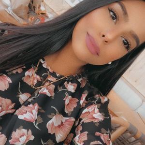 Meet your Posher, Aisha